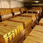 kelebihan menyimpan emas